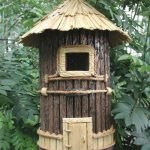 birdhouse أسطواني مصنوعة من اغصان