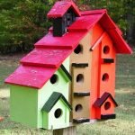 Birdhouse لعدد كبير من الطيور