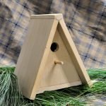 Trojúhelníkový Birdhouse