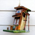 غير متماثلة birdhouse