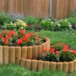 Flowerbed مع الزهور